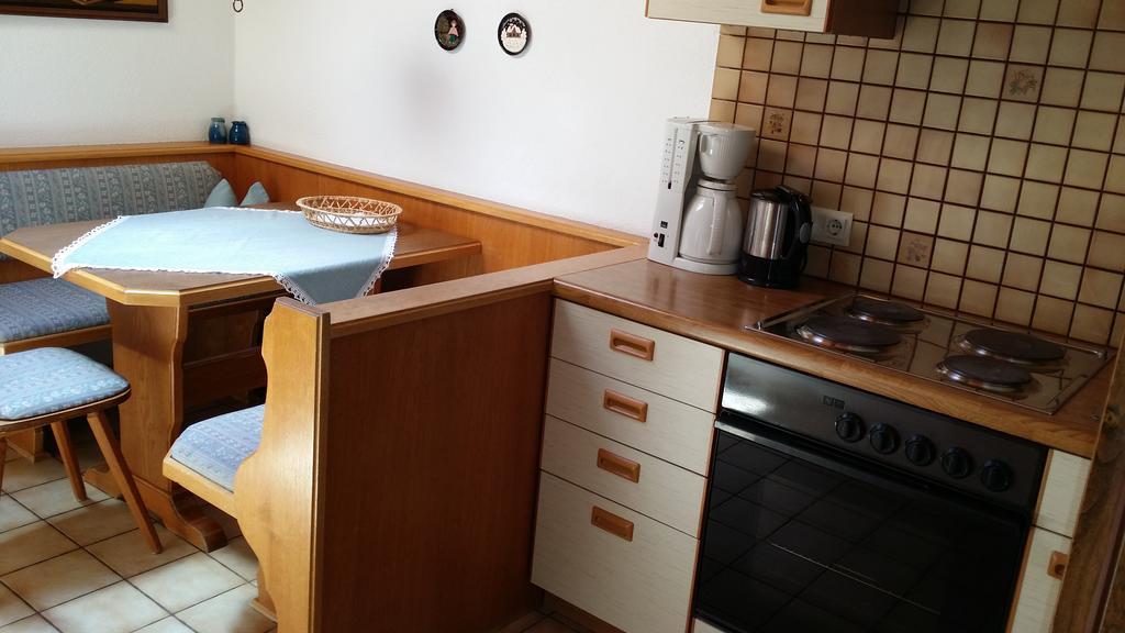 Haus Drescher Apartment Obsteig Ruang foto