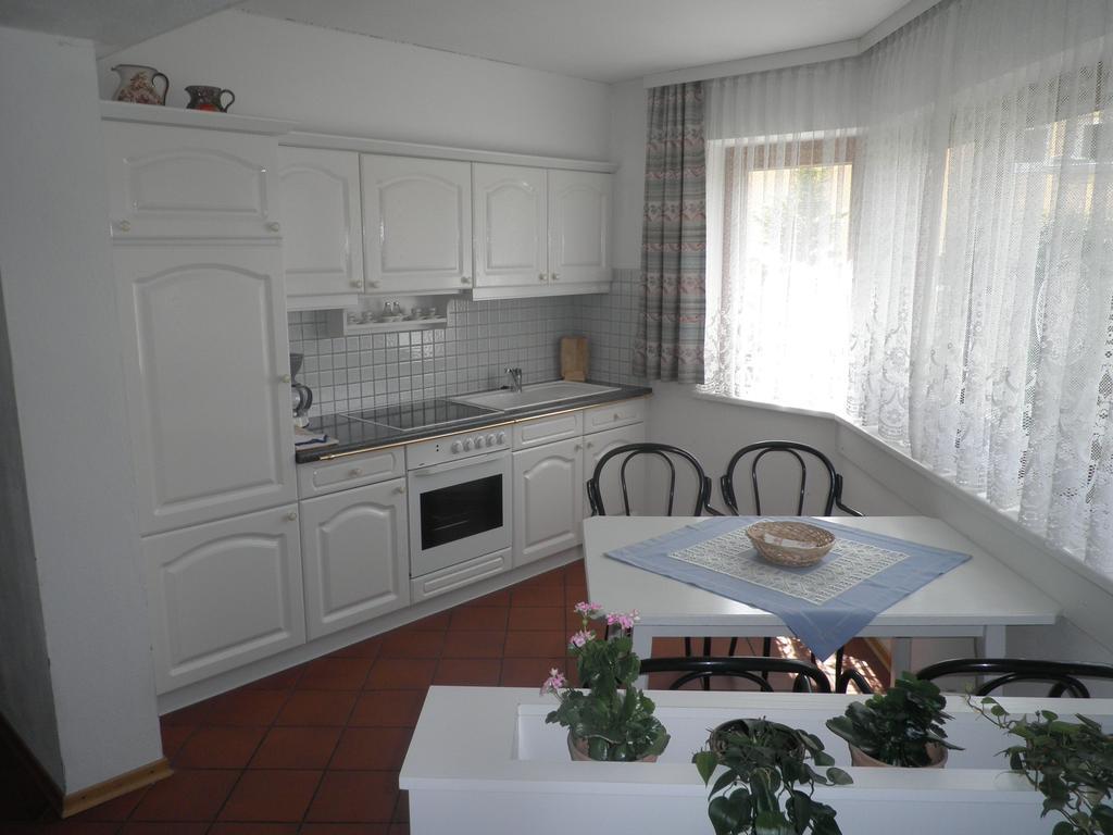 Haus Drescher Apartment Obsteig Ruang foto